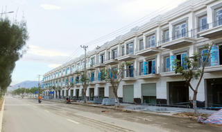 Đất Xanh Miền Trung bàn giao sổ đỏ đất nền dự án Lakeside Palace
