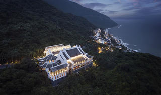 InterContinental Danang Sun Peninsula Resort lần thứ 5 đạt danh hiệu “Khu nghỉ dưỡng sang trọng bậc nhất châu Á”