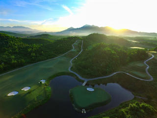 Giải thưởng Golf thế giới lần thứ ba gọi tên Ba Na Hills Golf Club