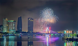 Đà Nẵng bắn pháo hoa vào 2 ngày đầu năm 2019