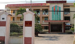 Kỷ luật nguyên Bí thư huyện bổ nhiệm cán bộ không đúng quy định