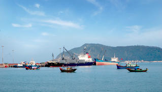 Logistics là nội lực quan trọng cho tăng trưởng kinh tế Quảng Bình