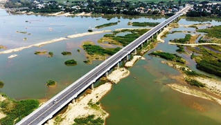 Chuỗi dự án trọng điểm mở ra cơ hội phát triển mới cho Quảng Ngãi