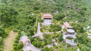 Khu du lịch Núi Thần Tài Đà Nẵng lọt top 10 điểm đến yêu thích nhất