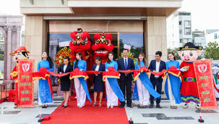 Đất Xanh Miền Trung ra mắt siêu shop 6 sao đầu tiên tại Đà Nẵng
