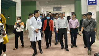 Đà Nẵng: Đề xuất Bộ Y tế cho phép điều trị ca đầu tiên liên quan dịch viên phổi cấp