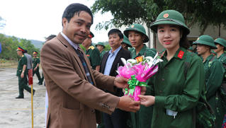 Miền Trung- Tây Nguyên: Gần 20.000 thanh niên lên đường nhập ngũ