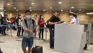Đà Nẵng tìm khách trên các chuyến bay có người nguy cơ cao nhiễm Covid-19  