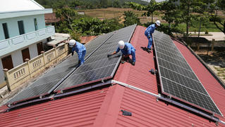 Trên 5.000 khách hàng tại miền Trung – Tây Nguyên lắp đặt điện mặt trời mái nhà