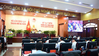 Đà Nẵng: Chất vấn có hay không việc người nước ngoài “núp bóng” sở hữu đất ở những vị trí nhạy cảm