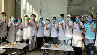 Các đoàn “chi viện” đến Đà Nẵng: Ấm lòng nghĩa cử “hết dịch chúng tôi mới trở về”!