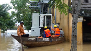 Quảng Nam, Quảng Ngãi cho học sinh nghỉ học, tạm dừng các cuộc họp để phòng bão số 9