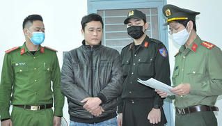 Khởi tố, bắt giam 2 tài xế chở người Trung Quốc nhập cảnh trái phép vào Việt Nam