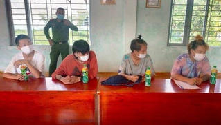 4 người Trung Quốc nhập cảnh trái phép bị phát hiện khi đi mua thức ăn