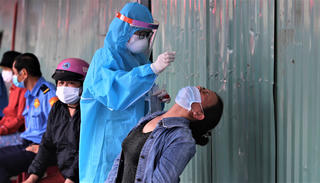 Đà Nẵng đóng cửa 1 chợ, xét nghiệm hơn 300 tiểu thương vì F0 đến mua đồ cúng