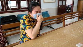Mẹ đơn thân thích ăn chơi lôi kéo nhân tình vượt rào giãn cách 'ship' ma túy
