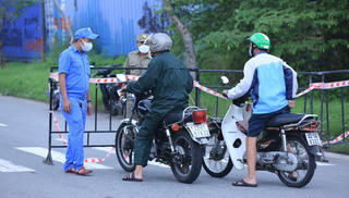 Số ca COVID-19 tăng, Đà Nẵng kiểm soát chặt chẽ đi lại tại 2 phường vùng cam