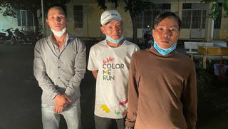 Bắt nhóm côn đồ dùng kim tiêm đâm người để cướp chim cảnh