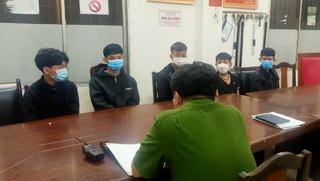 Bắt nhóm thiếu niên chuyên dàn cảnh cướp xe của dân nhậu 