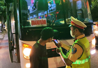 Đà Nẵng: Phát hiện tài xế dương tính với ma túy khi đang chở 19 hành khách