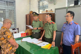 Bắt tạm giam đối tượng chống phá Nhà nước