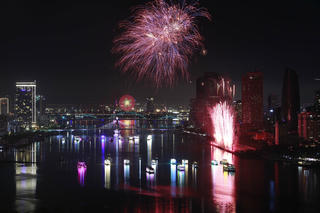 DIFF 2025 thắp sáng sông Hàn với đêm khai mạc “Tinh hoa văn hóa”