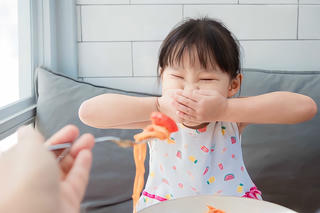 Nguyên nhân khiến bé biếng ăn và cách khắc phục hiệu quả?