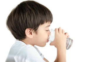Giải pháp nhanh cho trẻ bị táo bón lâu ngày mẹ không nên bỏ qua
