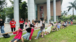 Khích lệ sự quan tâm của trẻ em với di sản văn hóa dân tộc