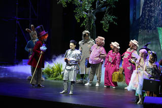 Vở nhạc kịch “Shrek: On National Tour” với thông điệp về bình đẳng giới