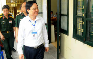 Đình chỉ 40 thí sinh trong ngày thi đầu tiên