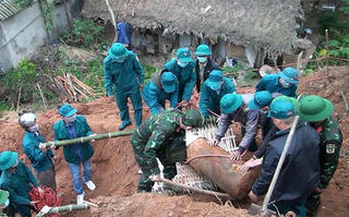 Huy động 70 người hủy nổ quả bom dài 1,2m tại Yên Bái