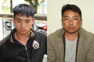 Bắt quả tang 2 đối tượng buôn bán 20 bánh heroin