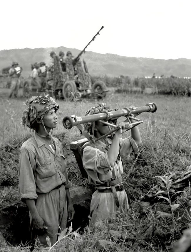 Pháo cao xạ trên mặt trận Điện Biên Phủ 1954