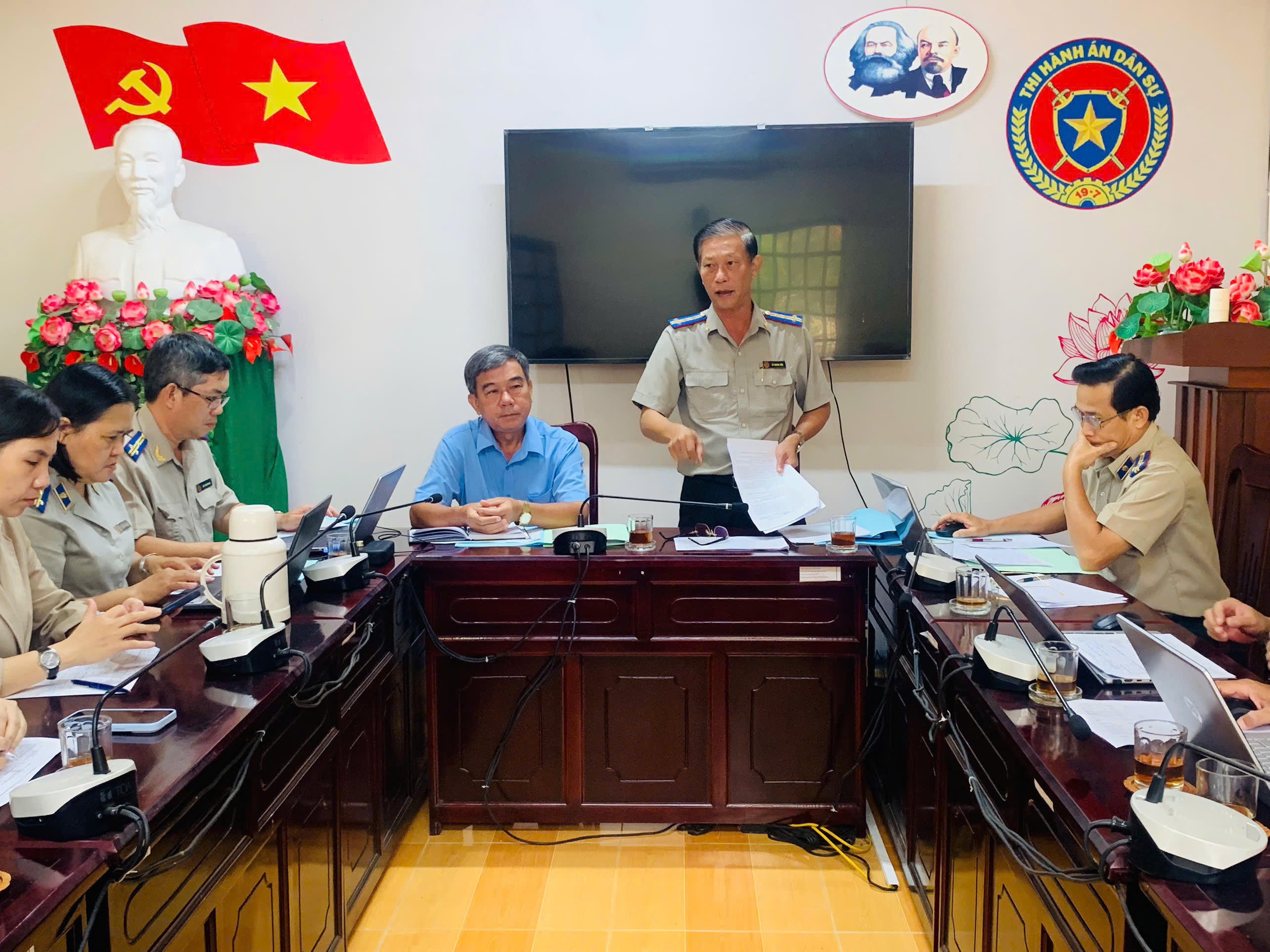 Ông Vũ Quang Hiện trực tiếp xuống tận nơi làm việc với các Phòng THADS khu vực