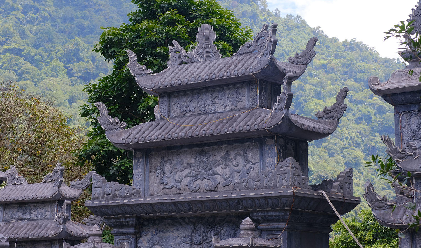 Tứ cung Xứ Đoài: Dấu ấn Tín ngưỡng thờ Tản Viên Sơn Thánh. Chương 2: Theo dấu chân Đức Thánh Tản qua 4 miền ký ức