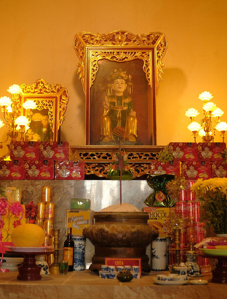 Chúa Bà Lê Mại Đại Vương: Chúa Bà Lê Mại Đại Vương - hiện thân của Mẫu Thượng Ngàn đồng thời là con gái của Tản Viên Sơn Thánh (Sơn Tinh) và công chúa Mỵ Nương