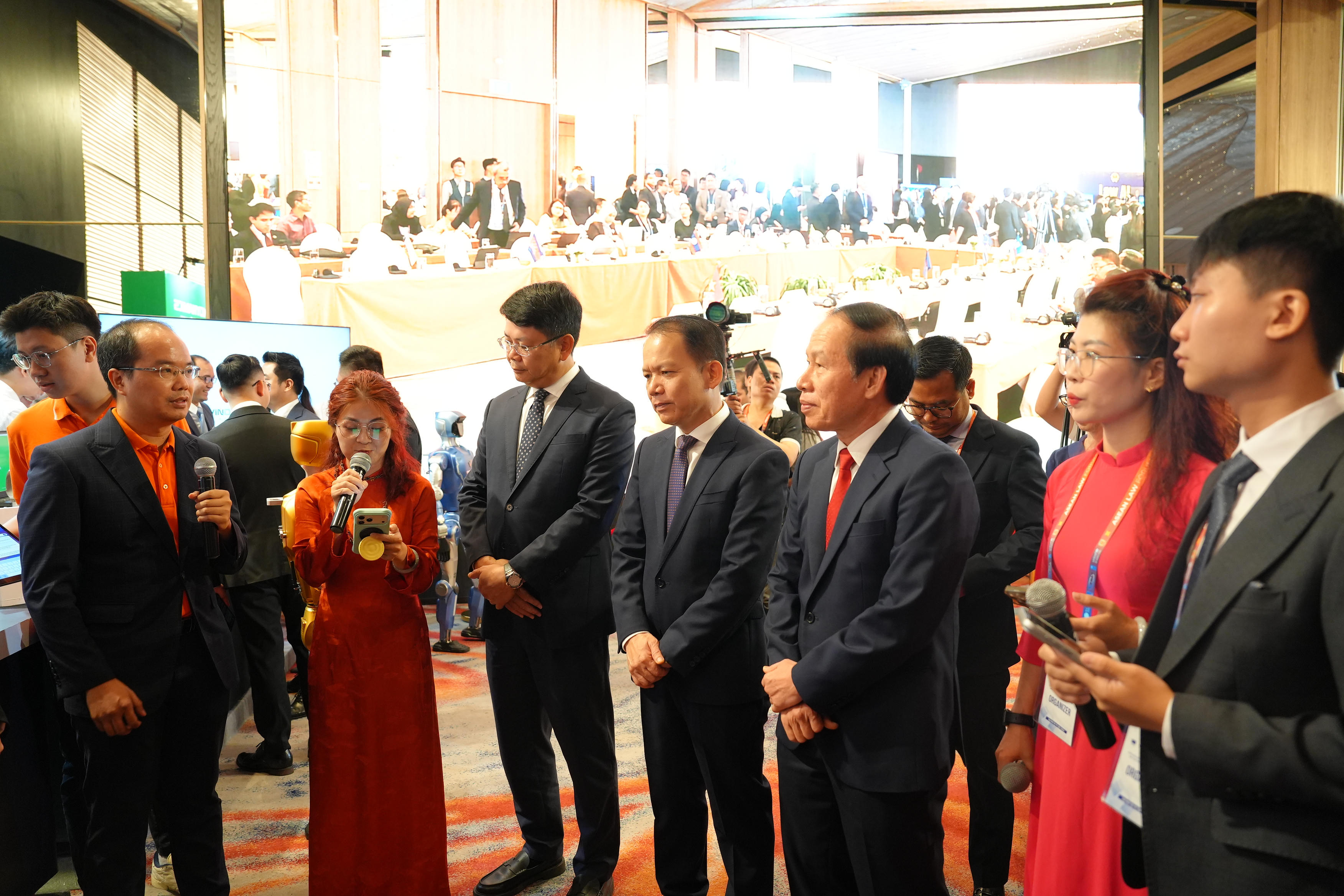 Kết nối t&igrave;nh hữu nghị tại Diễn đ&agrave;n Ph&aacute;p luật ASEAN 2026
