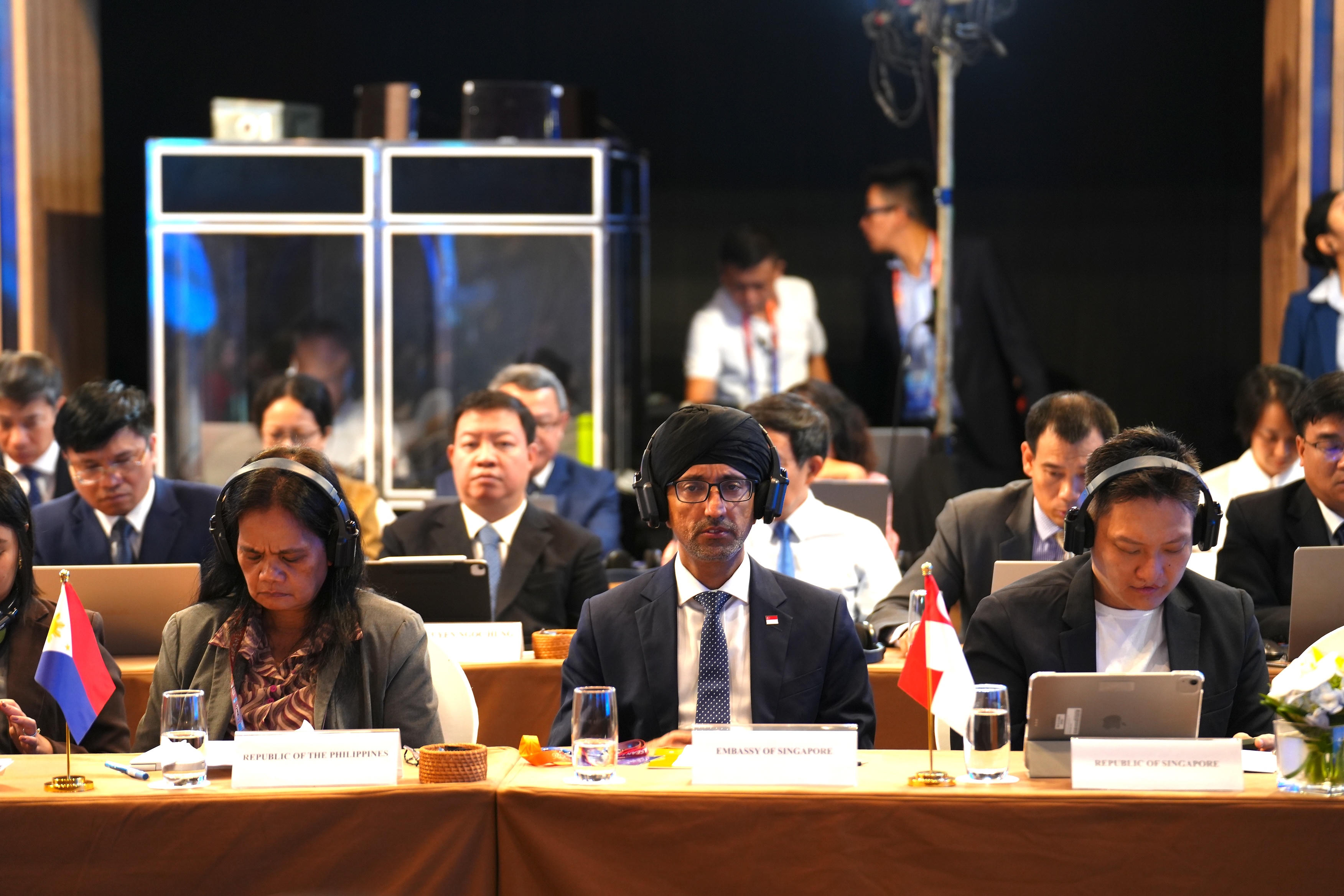 Kết nối t&igrave;nh hữu nghị tại Diễn đ&agrave;n Ph&aacute;p luật ASEAN 2026