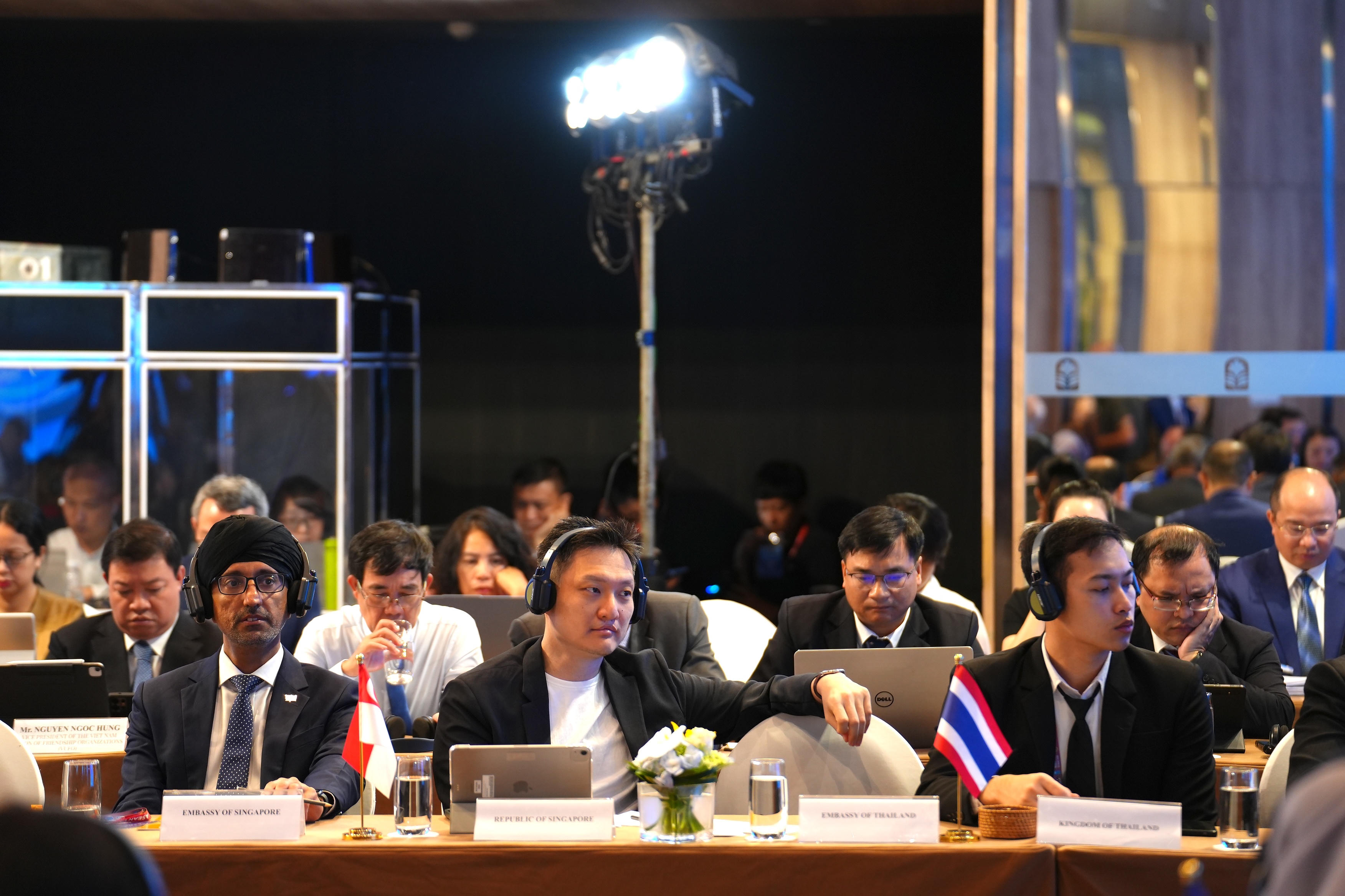 Kết nối t&igrave;nh hữu nghị tại Diễn đ&agrave;n Ph&aacute;p luật ASEAN 2026