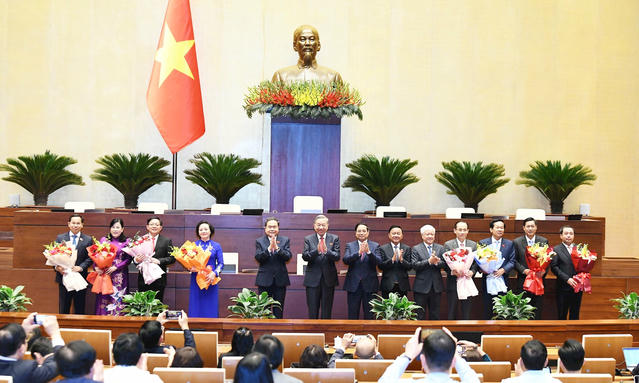 Quốc hội bầu, phê chuẩn nhiều chức danh lãnh đạo cấp cao