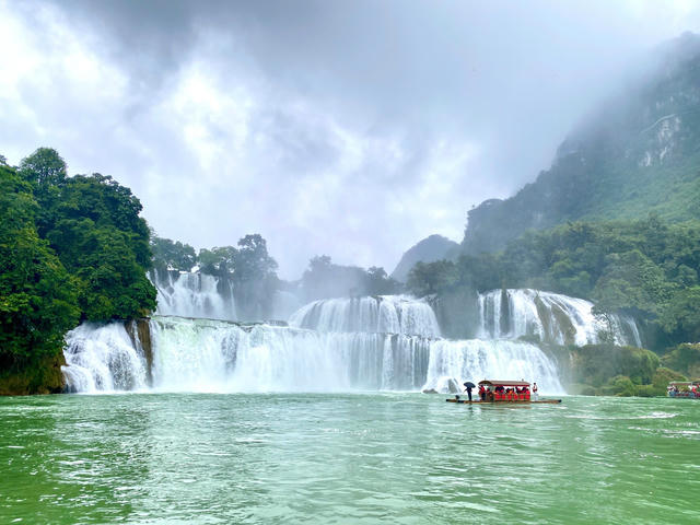 Lên Cao Bằng tìm về “nghệ thuật sống” của người Tày cổ