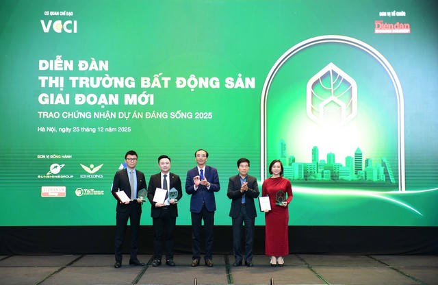Hai dự án dòng Noble Crystal của Sunshine Group được vinh danh tại chương trình “Dự án đáng sống” 2025 