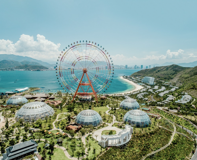 Vinpearl miễn nhiệm Tổng Giám đốc Đặng Thanh Thủy, lãi 9 tháng đạt hơn 400 tỷ đồng Vinpearl miễn nhiệm Tổng Giám đốc Đặng Thanh Thủy, lãi 9 tháng đạt hơn 400 tỷ đồng