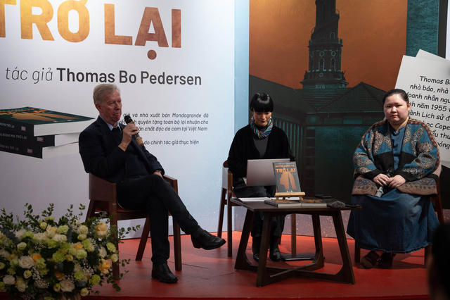 Nhà ngoại giao Đan Mạch Thomas Bo Pedesen: Viết về chiến tranh để trân trọng hòa bình