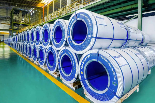 Thép Nam Kim (NKG): Báo lỗ quý IV, doanh thu nội địa lần đầu 'soán ngôi' xuất khẩu Thép Nam Kim (NKG): Báo lỗ quý IV, doanh thu nội địa lần đầu 'soán ngôi' xuất khẩu