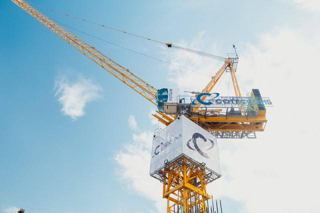 Coteccons (CTD): Doanh thu quý lập kỷ lục vượt 10.000 tỷ đồng, lượng việc tồn đọng lên mức cao nhất lịch sử