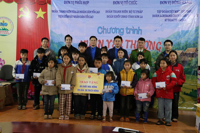 “Xuân yêu thương - Tết ấm vùng cao” hành trình Tết ấm tại Suối Tọ