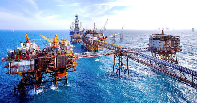 Ngành dầu khí 2025: Xăng dầu bứt tốc mạnh mẽ, chờ lực đẩy từ các "siêu dự án" tỷ USD năm 2026