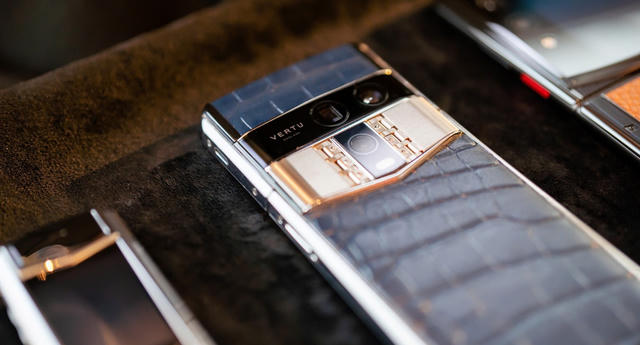 Vì sao Vertu Agent Q “gây sốt” với giới doanh nhân? Vì sao Vertu Agent Q “gây sốt” với giới doanh nhân?